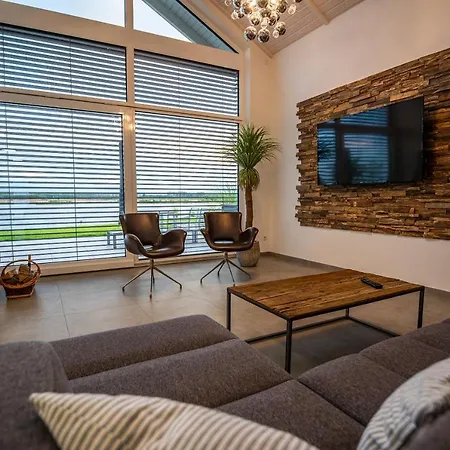 Mein House Hébergement de vacances *